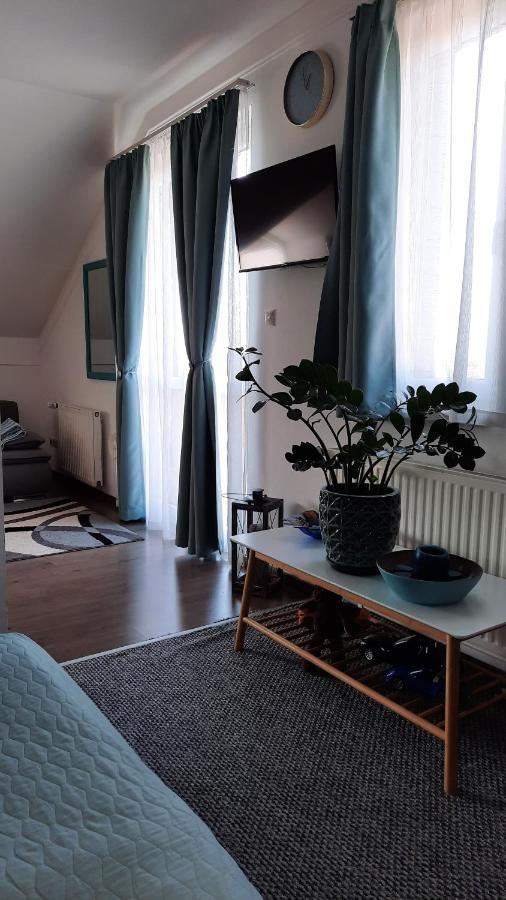 Kamilla Apartman Villapark Bük Eksteriør billede